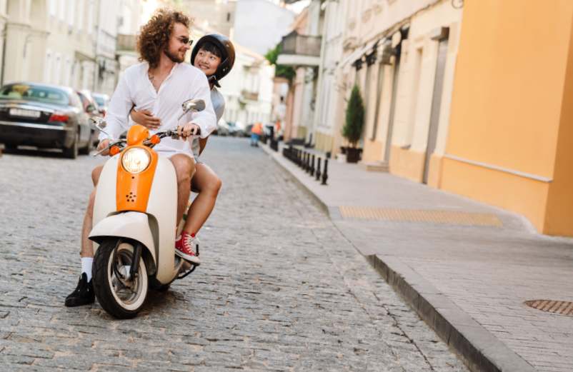 Quels sont les critères de location d'un scooter ?