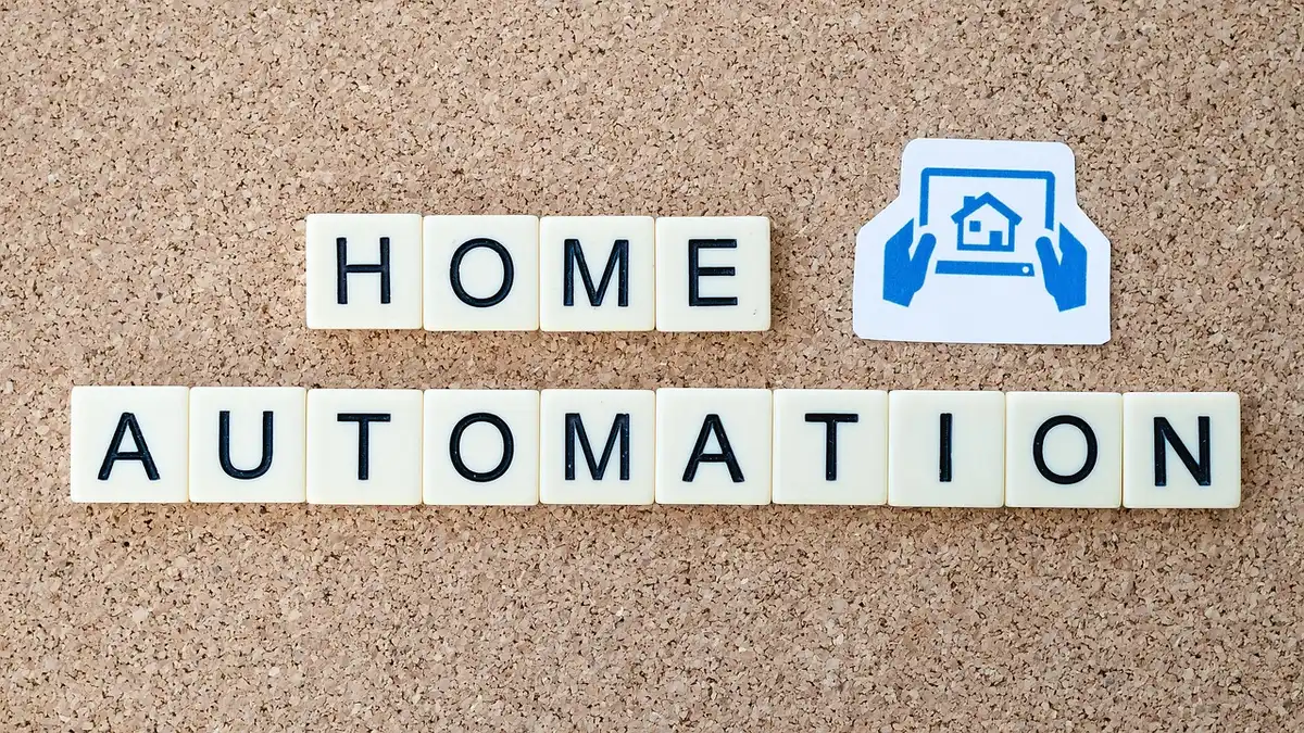 Interface abstraite montrant automatisation de tâches par agents logiciels
